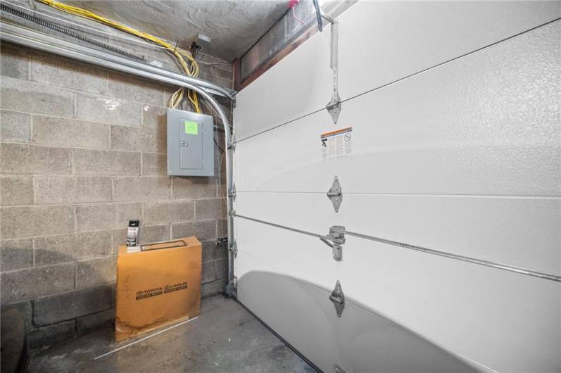 7163 Tilden St, Pittsburgh, PA 15206, 2 Bedrooms Bedrooms, ,1 BathroomBathrooms,Residential,For Sale,Tilden St,0,1711710