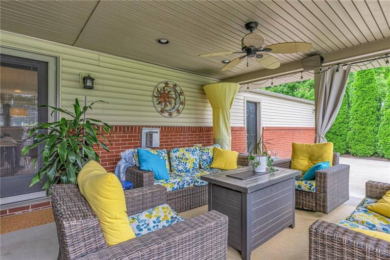 101 Appletree Dr, Beaver, PA 15009, 4 Bedrooms Bedrooms, ,2 BathroomsBathrooms,Residential,For Sale,Appletree Dr,0,1711712
