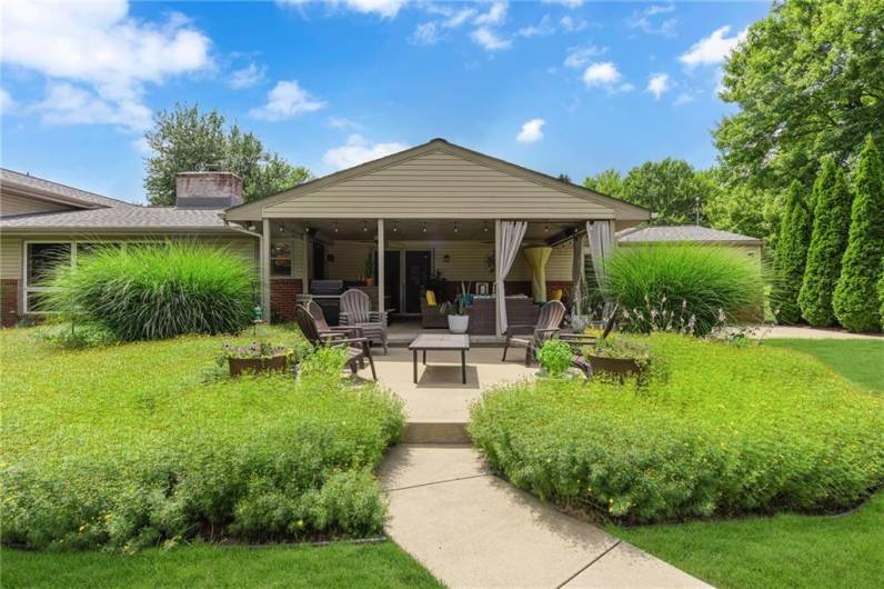 101 Appletree Dr, Beaver, PA 15009, 4 Bedrooms Bedrooms, ,2 BathroomsBathrooms,Residential,For Sale,Appletree Dr,0,1711712