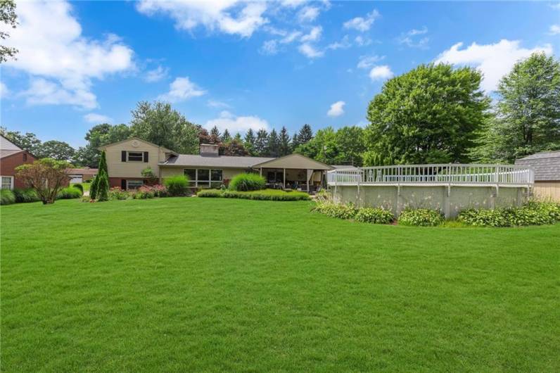 101 Appletree Dr, Beaver, PA 15009, 4 Bedrooms Bedrooms, ,2 BathroomsBathrooms,Residential,For Sale,Appletree Dr,0,1711712