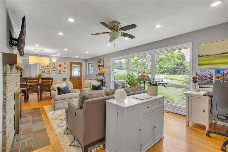 101 Appletree Dr, Beaver, PA 15009, 4 Bedrooms Bedrooms, ,2 BathroomsBathrooms,Residential,For Sale,Appletree Dr,0,1711712
