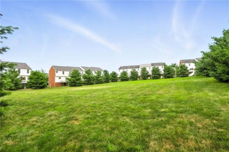 350 Marshall Heights Dr, Wexford, PA 15090, 3 Bedrooms Bedrooms, 8 Rooms Rooms,2.1 BathroomsBathrooms,Residential,For Sale,Marshall Heights Dr,0,1711714