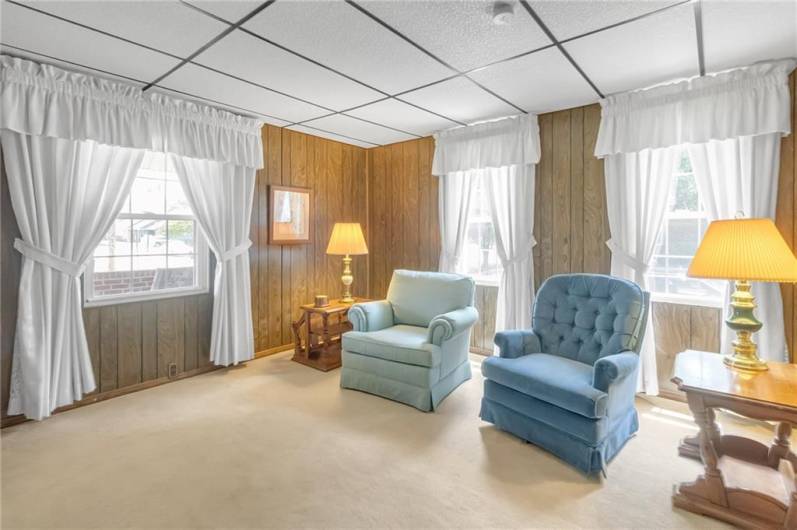 122 Atlantic Ave, Cheswick, PA 15024, 3 Bedrooms Bedrooms, 9 Rooms Rooms,2.1 BathroomsBathrooms,Residential,For Sale,Atlantic Ave,0,1711716