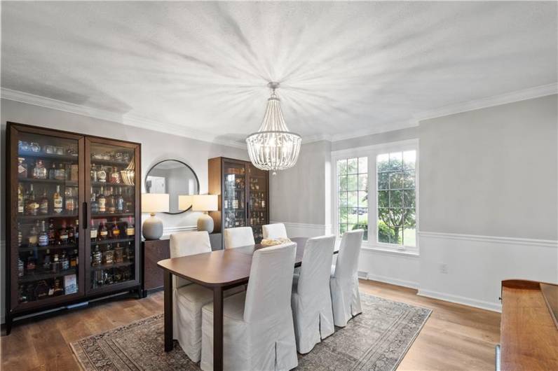 A great place to entertain friends and family .