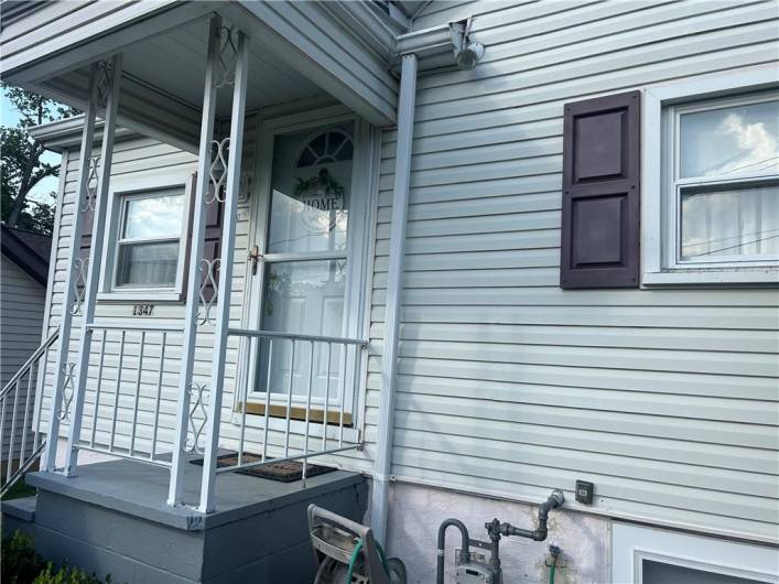 1347 Paradise Ave, Belle Vernon, PA 15012, 2 Bedrooms Bedrooms, ,1 BathroomBathrooms,Residential,For Sale,Paradise Ave,0,1711750