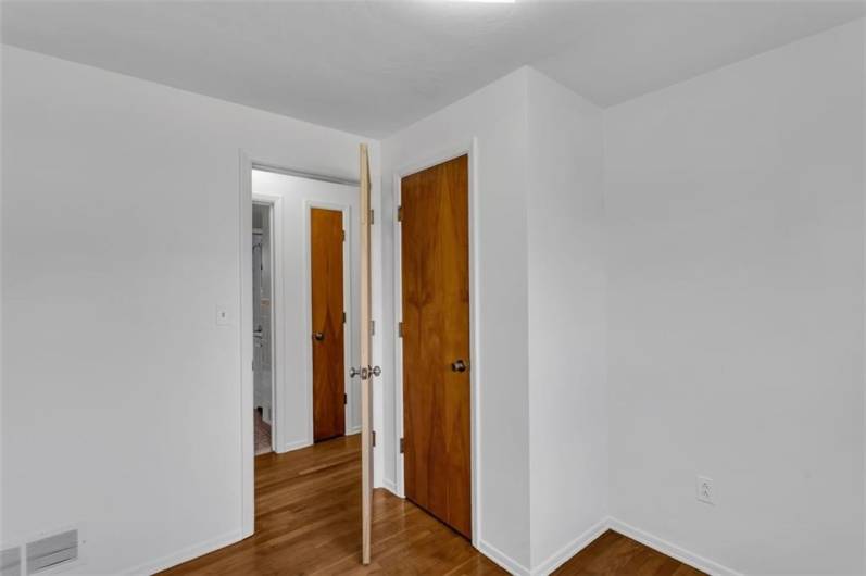 2038 Alfred St, Pittsburgh, PA 15212, 3 Bedrooms Bedrooms, 8 Rooms Rooms,2 BathroomsBathrooms,Residential,For Sale,Alfred St,1711925
