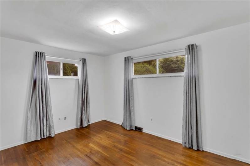 2038 Alfred St, Pittsburgh, PA 15212, 3 Bedrooms Bedrooms, 8 Rooms Rooms,2 BathroomsBathrooms,Residential,For Sale,Alfred St,1711925