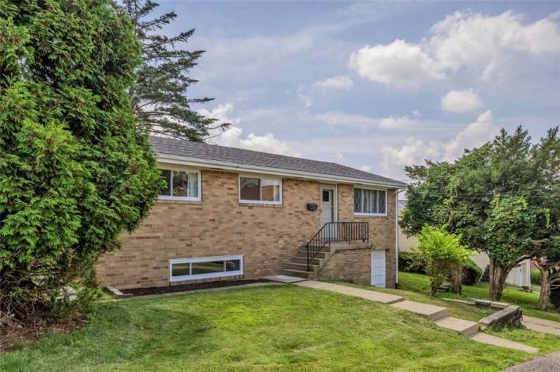 2038 Alfred St, Pittsburgh, PA 15212, 3 Bedrooms Bedrooms, 8 Rooms Rooms,2 BathroomsBathrooms,Residential,For Sale,Alfred St,1711925