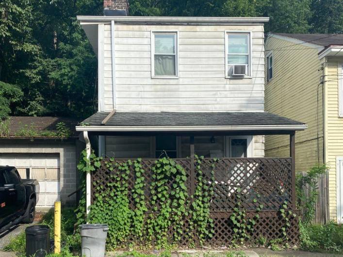 3150 Lecky Ave, Pittsburgh, PA 15212, 1 Bedroom Bedrooms, ,1 BathroomBathrooms,Residential,For Sale,Lecky Ave,1711926