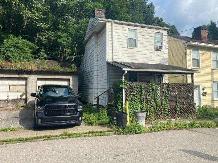3150 Lecky Ave, Pittsburgh, PA 15212, 1 Bedroom Bedrooms, ,1 BathroomBathrooms,Residential,For Sale,Lecky Ave,1711926