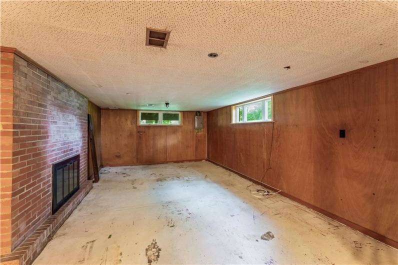 Lower Level Family Room  150 Lakeview Drive