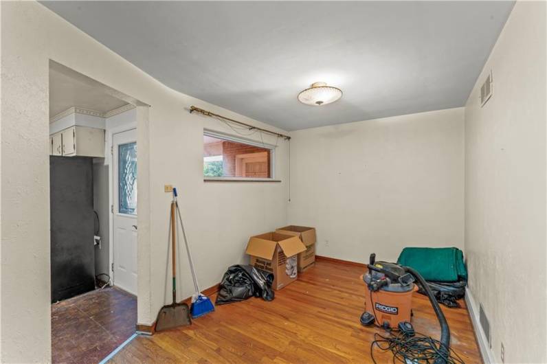 150 Lakeview Drive