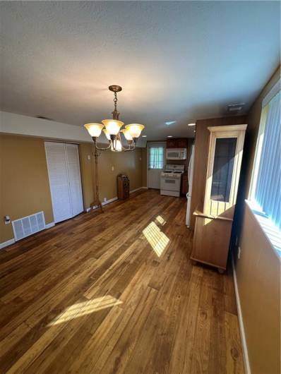505 Diamond Aly, Carnegie, PA 15106, ,Multi-unit,For Sale,Diamond Aly,1711930