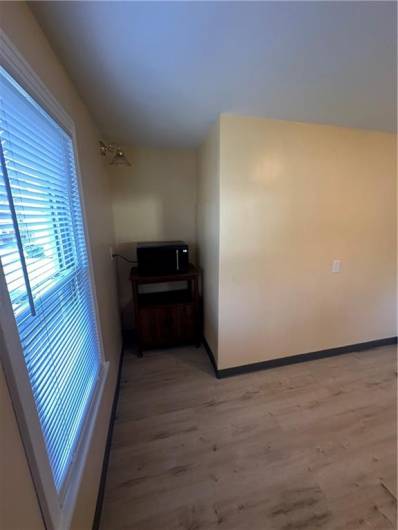 505 Diamond Aly, Carnegie, PA 15106, ,Multi-unit,For Sale,Diamond Aly,1711930