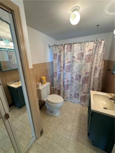 505 Diamond Aly, Carnegie, PA 15106, ,Multi-unit,For Sale,Diamond Aly,1711930
