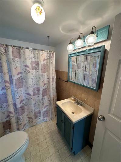505 Diamond Aly, Carnegie, PA 15106, ,Multi-unit,For Sale,Diamond Aly,1711930
