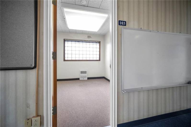 422 6th St, Monessen, PA 15062, ,Commercial-industrial-business,For Sale,6th St,1711933