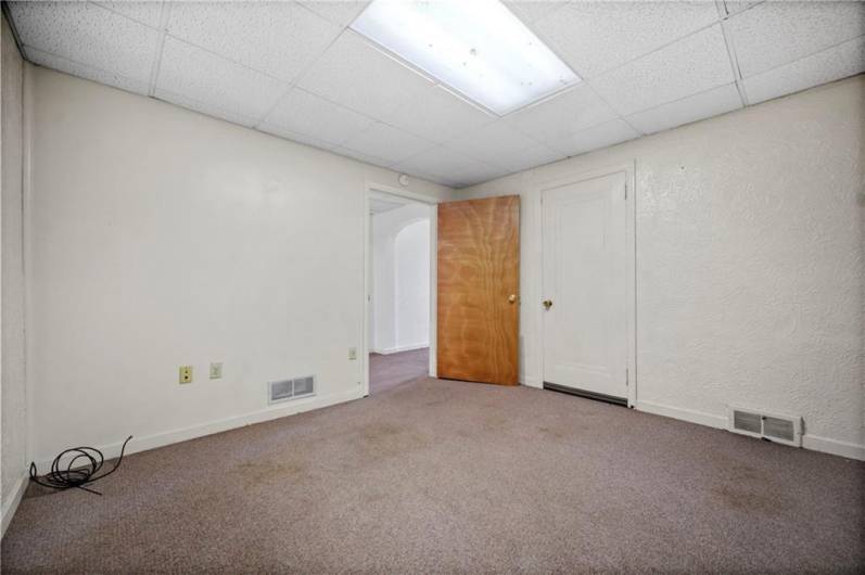 422 6th St, Monessen, PA 15062, ,Commercial-industrial-business,For Sale,6th St,1711933