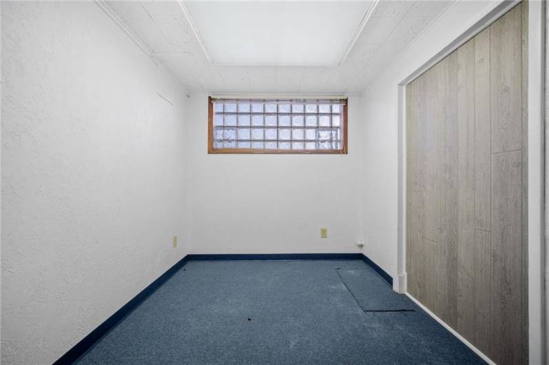422 6th St, Monessen, PA 15062, ,Commercial-industrial-business,For Sale,6th St,1711933