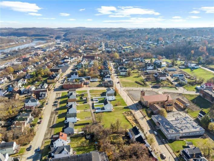 422 6th St, Monessen, PA 15062, ,Commercial-industrial-business,For Sale,6th St,1711933