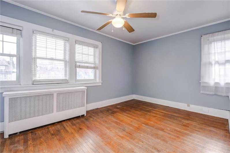 3583 Beechwood Blvd, Pittsburgh, PA 15217, 3 Bedrooms Bedrooms, 7 Rooms Rooms,2 BathroomsBathrooms,Residential,For Sale,Beechwood Blvd,1711935