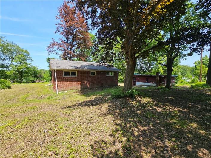 1918 Main St Ext, Butler, PA 16001, 2 Bedrooms Bedrooms, ,1 BathroomBathrooms,Residential,For Sale,Main St Ext,1711936