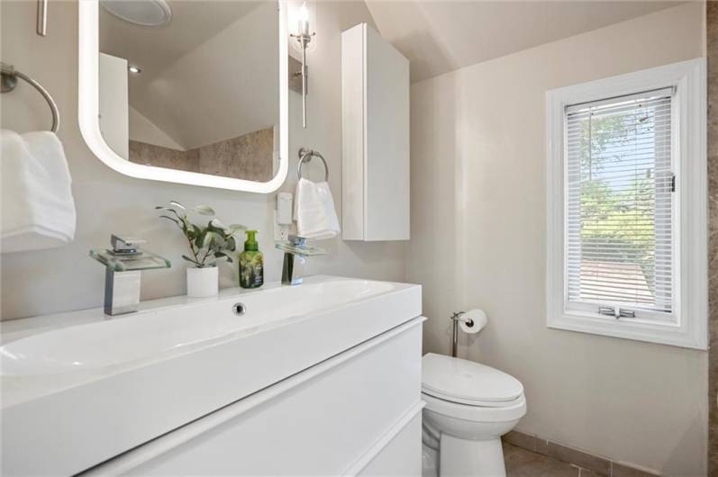 Bathroom #2