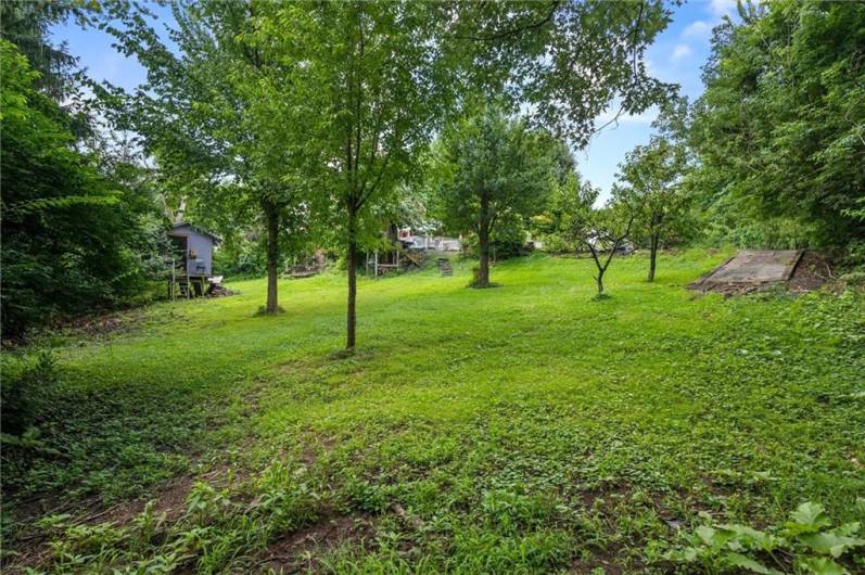 204 Glenburn Dr, Pittsburgh, PA 15236, 3 Bedrooms Bedrooms, 9 Rooms Rooms,3 BathroomsBathrooms,Residential,For Sale,Glenburn Dr,0,1711939