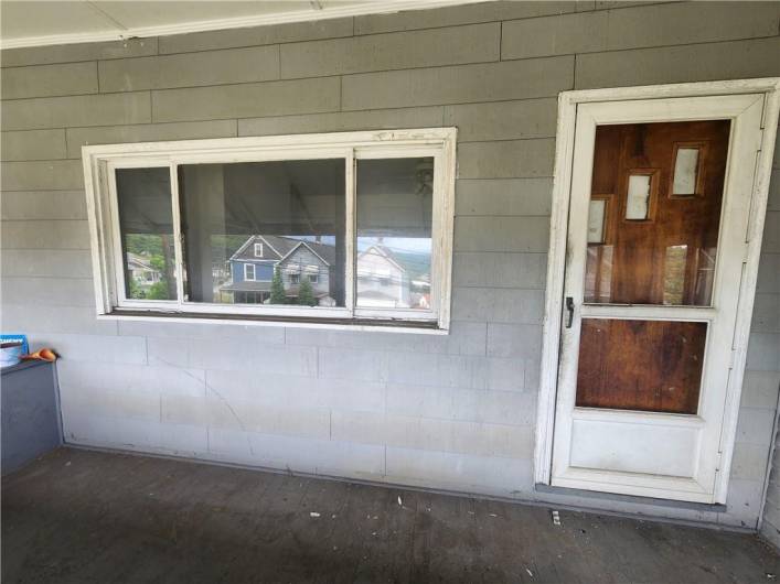 519 Greensburg Pike, North Versailles, PA 15137, ,Multi-unit,For Sale,Greensburg Pike,1711948