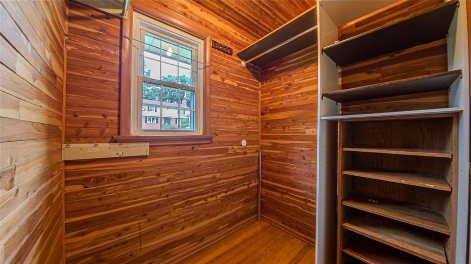 229 Yarrow Ln, Pittsburgh, PA 15236, 4 Bedrooms Bedrooms, 9 Rooms Rooms,2.1 BathroomsBathrooms,Residential,For Sale,Yarrow Ln,1711949