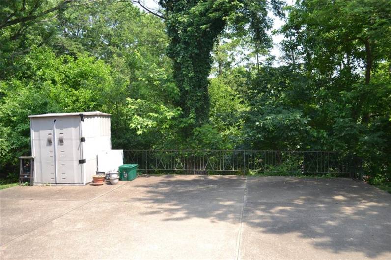229 Yarrow Ln, Pittsburgh, PA 15236, 4 Bedrooms Bedrooms, 9 Rooms Rooms,2.1 BathroomsBathrooms,Residential,For Sale,Yarrow Ln,1711949