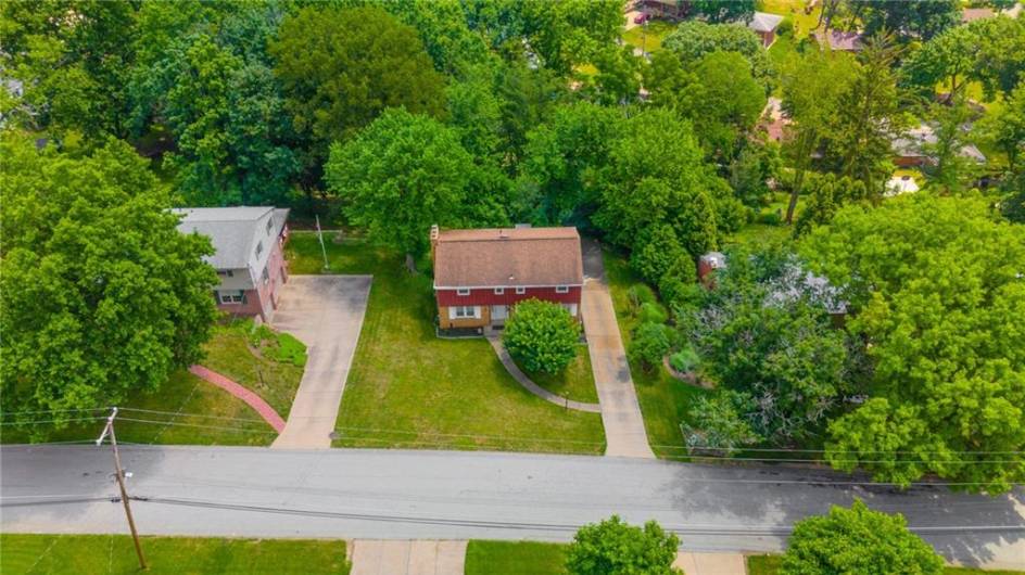 229 Yarrow Ln, Pittsburgh, PA 15236, 4 Bedrooms Bedrooms, 9 Rooms Rooms,2.1 BathroomsBathrooms,Residential,For Sale,Yarrow Ln,1711949
