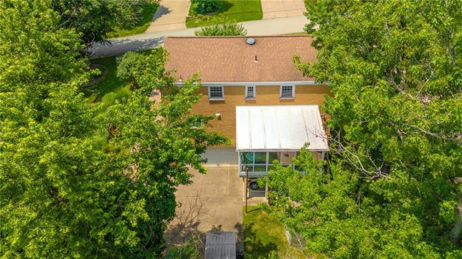 229 Yarrow Ln, Pittsburgh, PA 15236, 4 Bedrooms Bedrooms, 9 Rooms Rooms,2.1 BathroomsBathrooms,Residential,For Sale,Yarrow Ln,1711949