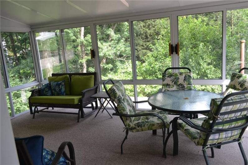 229 Yarrow Ln, Pittsburgh, PA 15236, 4 Bedrooms Bedrooms, 9 Rooms Rooms,2.1 BathroomsBathrooms,Residential,For Sale,Yarrow Ln,1711949