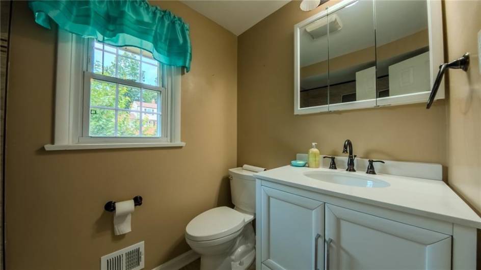 229 Yarrow Ln, Pittsburgh, PA 15236, 4 Bedrooms Bedrooms, 9 Rooms Rooms,2.1 BathroomsBathrooms,Residential,For Sale,Yarrow Ln,1711949