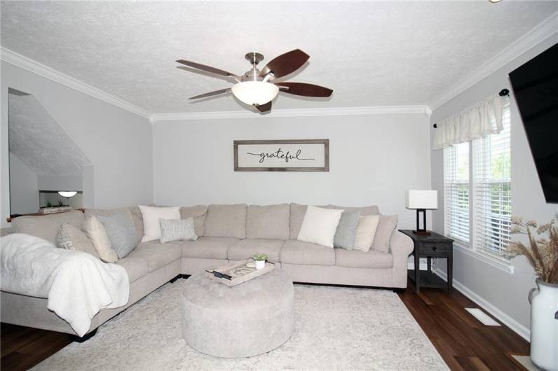 123 Coachside Dr, Canonsburg, PA 15317, 3 Bedrooms Bedrooms, 8 Rooms Rooms,2.1 BathroomsBathrooms,Residential,For Sale,Coachside Dr,1711952