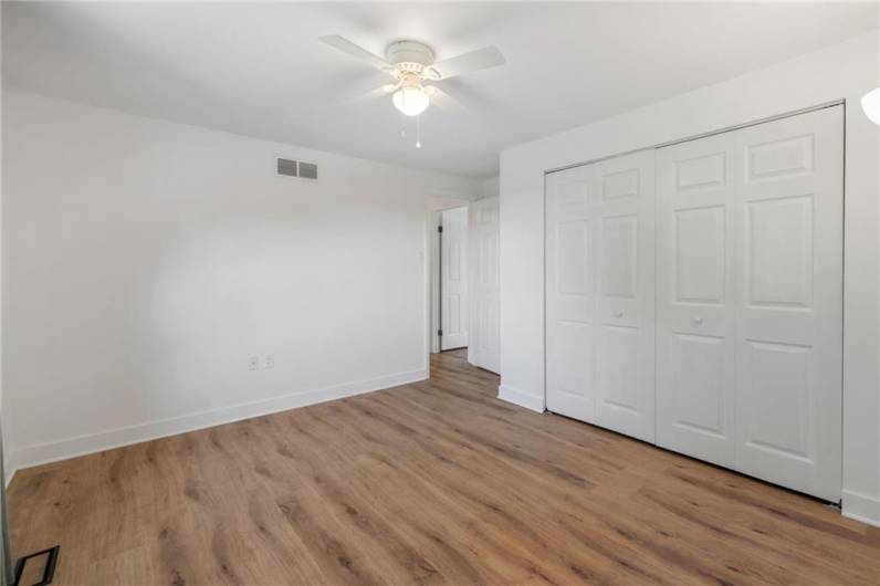216 Scottsdale Drive, Coraopolis, PA 15108, 3 Bedrooms Bedrooms, 9 Rooms Rooms,2.1 BathroomsBathrooms,Residential,For Sale,Scottsdale Drive,1711955