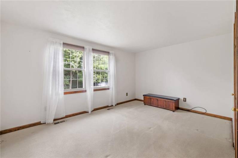 810 Key West Drive, Pittsburgh, PA 15239, 3 Bedrooms Bedrooms, 8 Rooms Rooms,2 BathroomsBathrooms,Residential,For Sale,Key West Drive,1711960