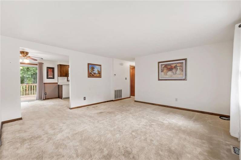 810 Key West Drive, Pittsburgh, PA 15239, 3 Bedrooms Bedrooms, 8 Rooms Rooms,2 BathroomsBathrooms,Residential,For Sale,Key West Drive,1711960