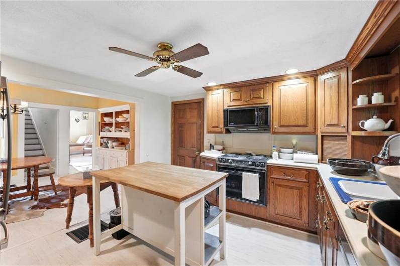 123 Constitution Blvd, Fredonia, PA 16124, 3 Bedrooms Bedrooms, ,2 BathroomsBathrooms,Residential,For Sale,Constitution Blvd,1711962