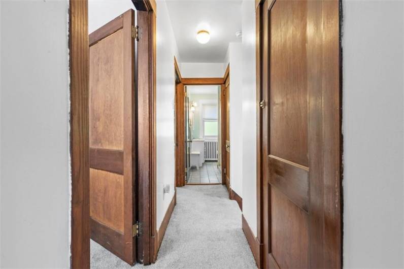 2204 Lutz, Pittsburgh, PA 15210, 3 Bedrooms Bedrooms, 8 Rooms Rooms,1 BathroomBathrooms,Residential,For Sale,Lutz,1711975
