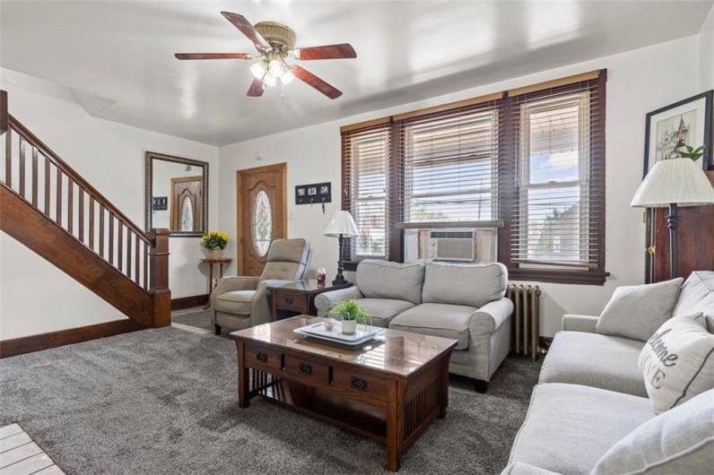 2204 Lutz, Pittsburgh, PA 15210, 3 Bedrooms Bedrooms, 8 Rooms Rooms,1 BathroomBathrooms,Residential,For Sale,Lutz,1711975