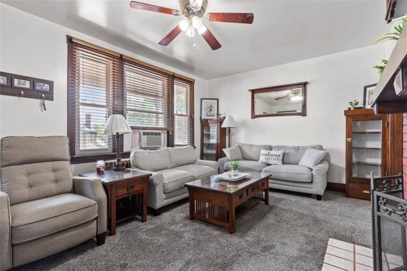 2204 Lutz, Pittsburgh, PA 15210, 3 Bedrooms Bedrooms, 8 Rooms Rooms,1 BathroomBathrooms,Residential,For Sale,Lutz,1711975