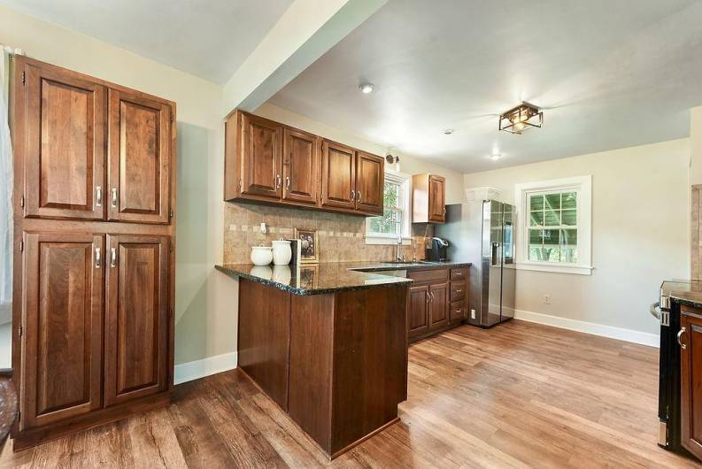 509 Golf Ave, Ellport, PA 16117, 3 Bedrooms Bedrooms, ,3.1 BathroomsBathrooms,Residential,For Sale,Golf Ave,1711977