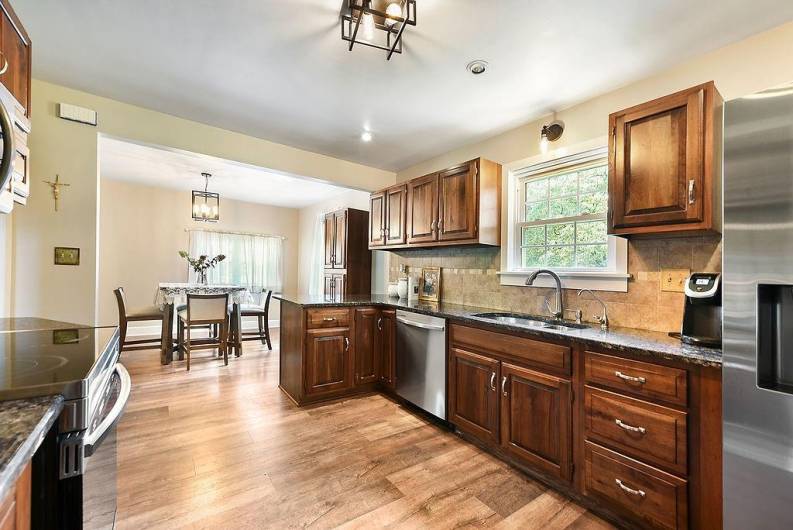 509 Golf Ave, Ellport, PA 16117, 3 Bedrooms Bedrooms, ,3.1 BathroomsBathrooms,Residential,For Sale,Golf Ave,1711977