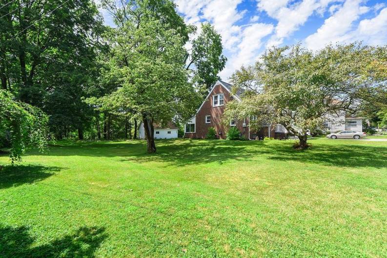 509 Golf Ave, Ellport, PA 16117, 3 Bedrooms Bedrooms, ,3.1 BathroomsBathrooms,Residential,For Sale,Golf Ave,1711977