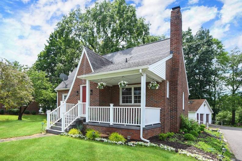 509 Golf Ave, Ellport, PA 16117, 3 Bedrooms Bedrooms, ,3.1 BathroomsBathrooms,Residential,For Sale,Golf Ave,1711977