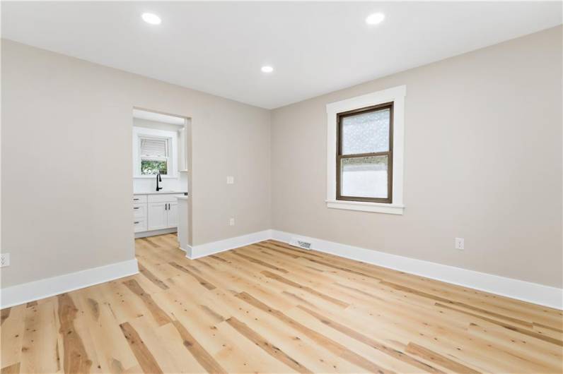232 Saint Clair, Pittsburgh, PA 15017, 3 Bedrooms Bedrooms, ,1 BathroomBathrooms,Residential,For Sale,Saint Clair,1711984