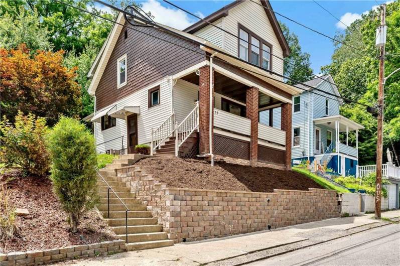 232 Saint Clair, Pittsburgh, PA 15017, 3 Bedrooms Bedrooms, ,1 BathroomBathrooms,Residential,For Sale,Saint Clair,1711984
