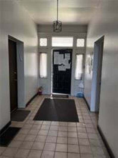 5807 Bartlett St, Pittsburgh, PA 15217, 1 Bedroom Bedrooms, ,1 BathroomBathrooms,Lease,For Sale,Bartlett St,1711988